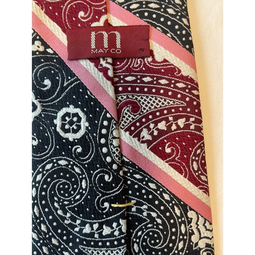Neck Tie Qiana‎ Nylon- pink, white, navy, red From May Co. Very Unique Pattern!